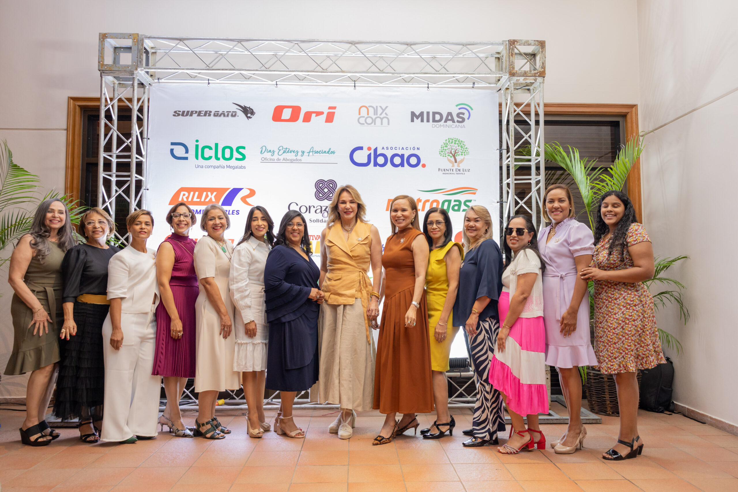 Fundación Corazones Solidarios Contra el Cáncer realiza actividad benéfica en apoyo a pacientes con esta enfermedad