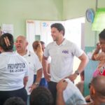 Raymond Rodríguez y Fundación GBC llevan esperanza a Las Cuevas de Cevicos y transforman la vida de más de 400 familias