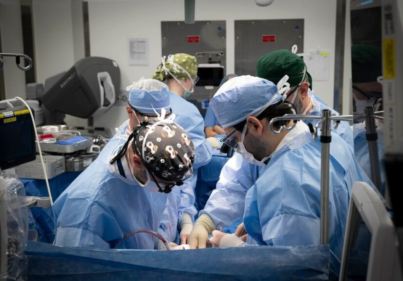 Cleveland Clinic realiza su primer trasplante de pulmón asistido por robot en EE. UU.