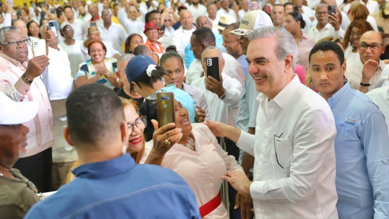 Presidente Abinader participará en toma de posesión del nuevo obispo Andrés Napoleón Romero Cárdenas