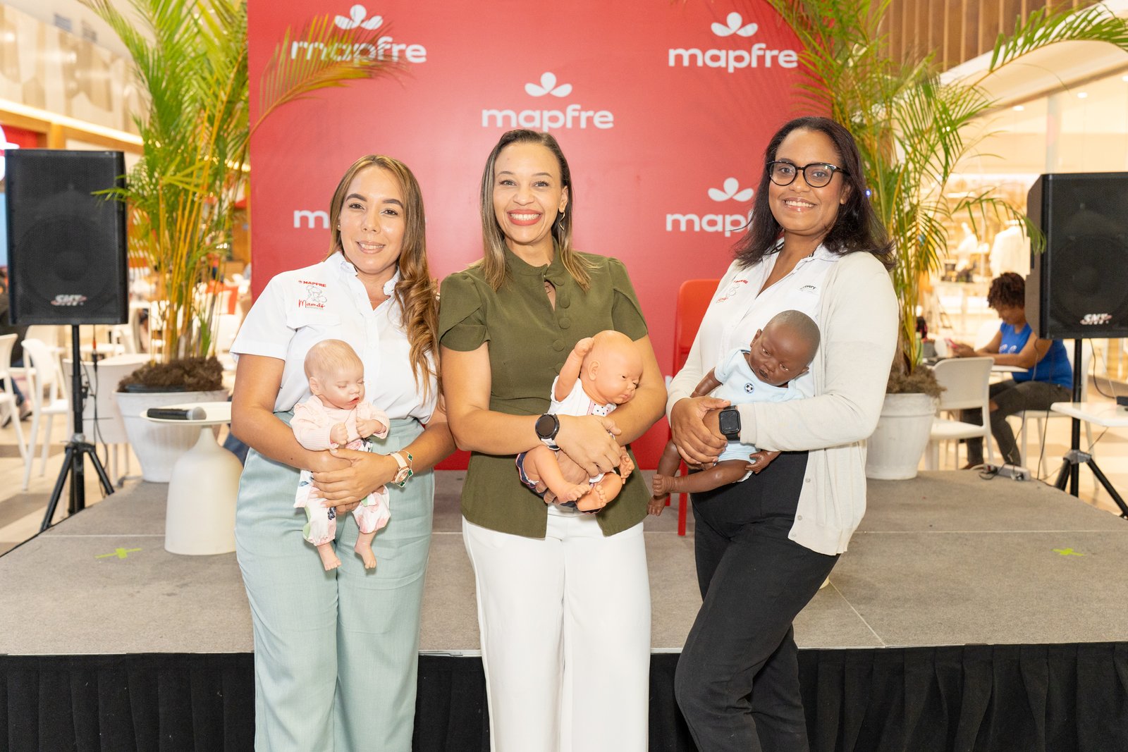 Doctoras Rosabel Calderón, Israelina Peña y Lucilene Arias