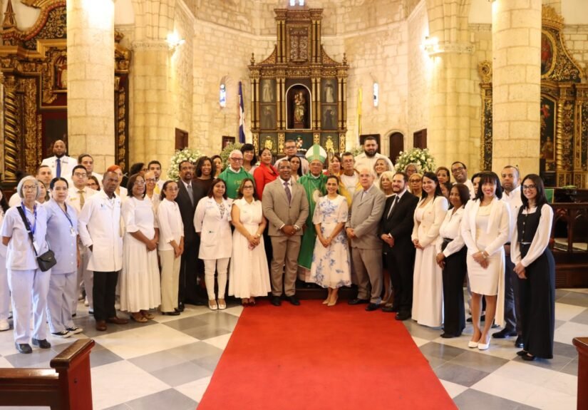Hospital Darío Contreras celebra 66 años de servicio con emotiva jornada conmemorativa