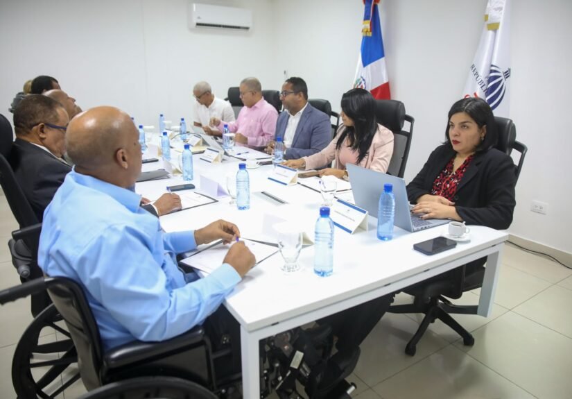 Comité Ejecutivo de Conadis aprueba proceso de transformación y renovación institucional