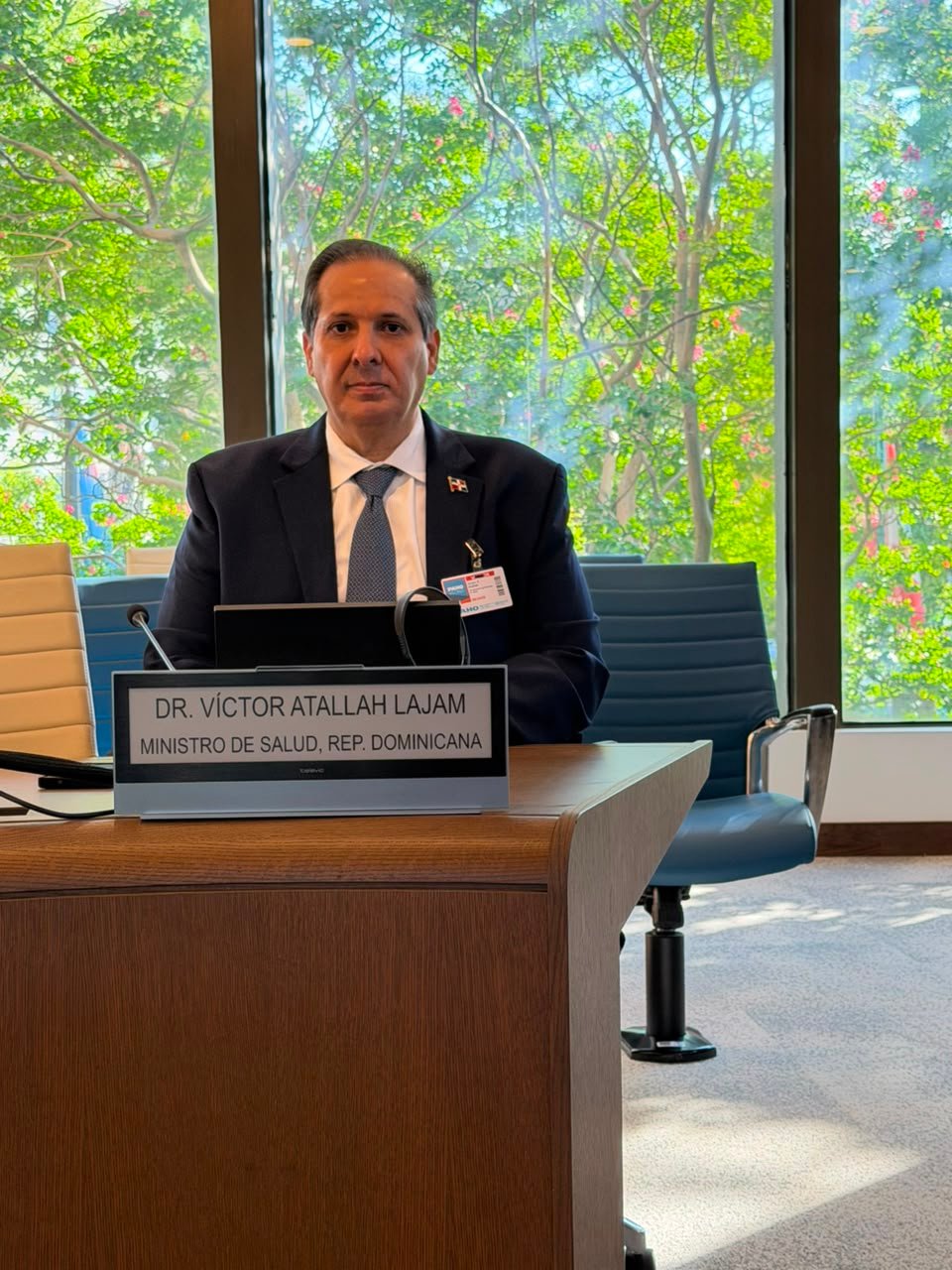 Victor Atallah presenta en Washington avances que posicionan a RD como referente regional en salud