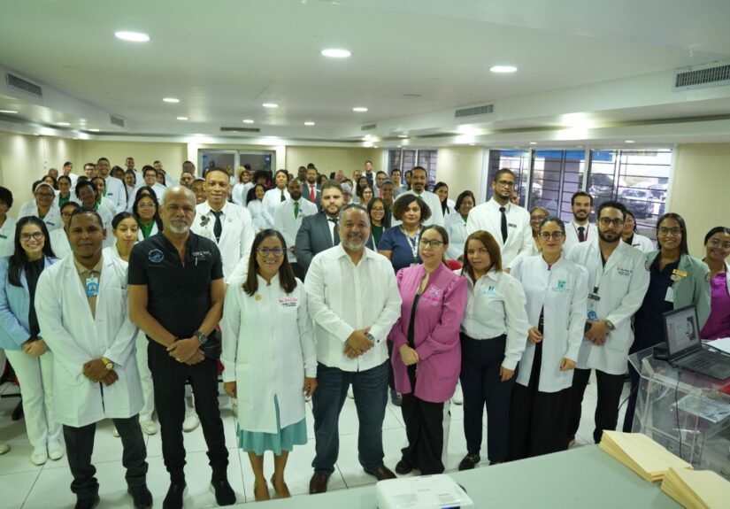 Hospital Moscoso Puello da la bienvenida a nueva promoción de médicos residentes