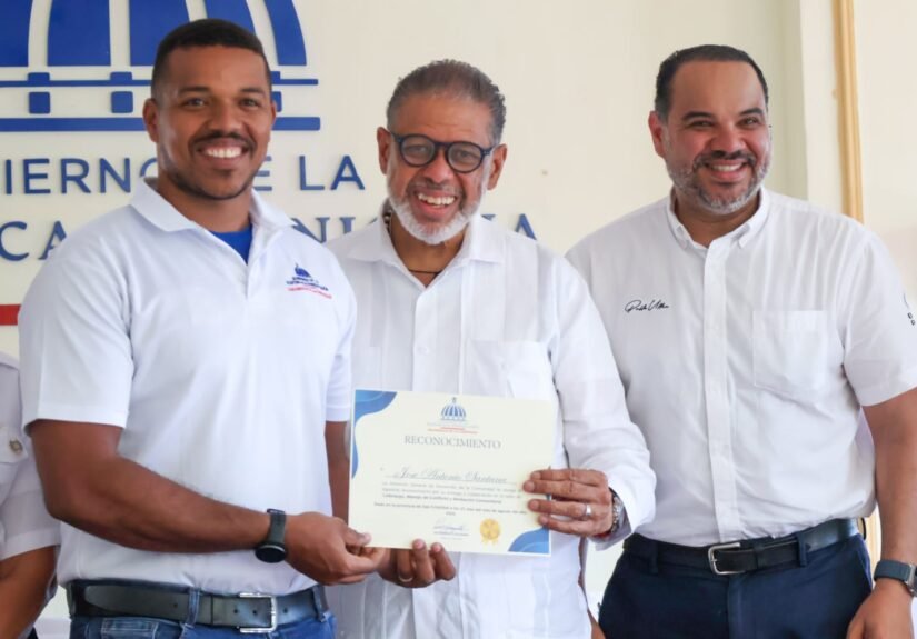 Desarrollo de la Comunidad promueve resolución de conflictos y mediación comunitaria en San Cristóbal