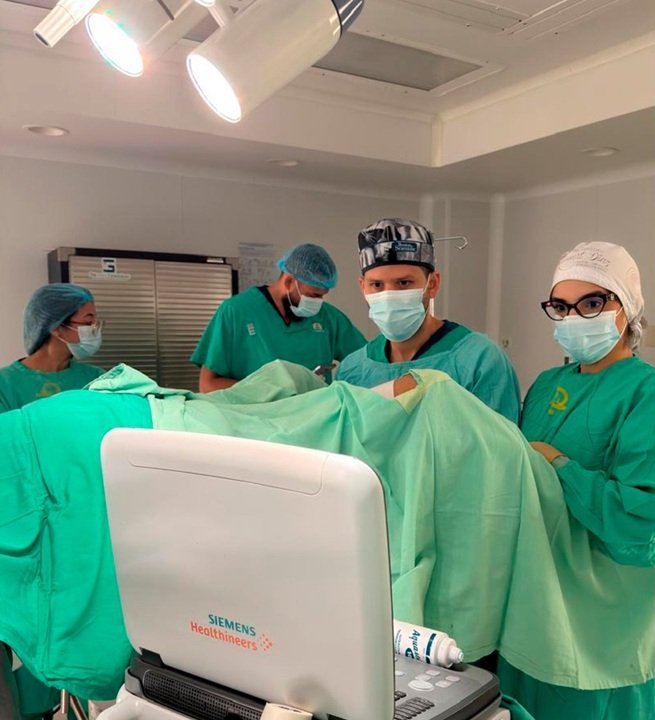 Santiago incorpora técnica mínimamente invasiva para tratar miomas uterinos con radiofrecuencia