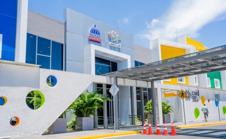 CAID fortalece su modelo de atención y amplia servicios para reducir listas de espera