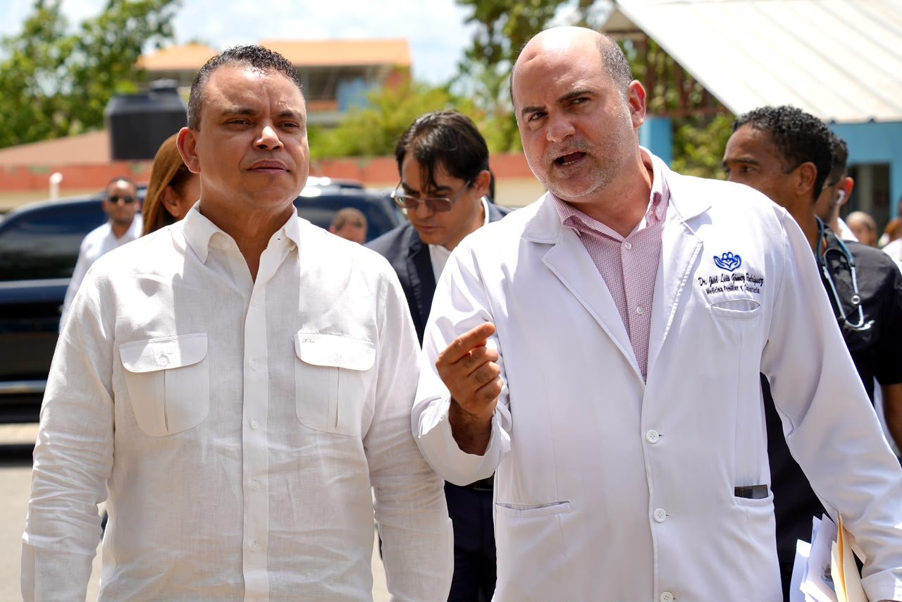 SNS trabaja en fortalecimiento de servicios públicos de salud en Santiago con remozamientos de hospitales y Centros de Atención Primaria 
