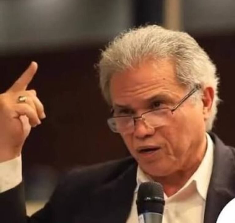 Waldo apunta rifle textual contra Elías Báez y amenaza con que CMD tome acciones legales
