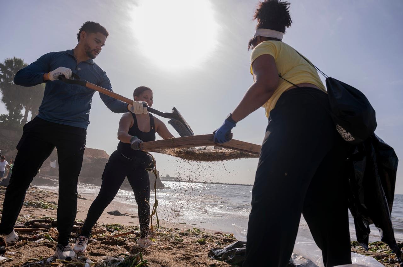 Medio Ambiente realiza Jornada Nacional de Limpieza de Playas y Riberas de Ríos 2026 “De la Cuenca al Mar”