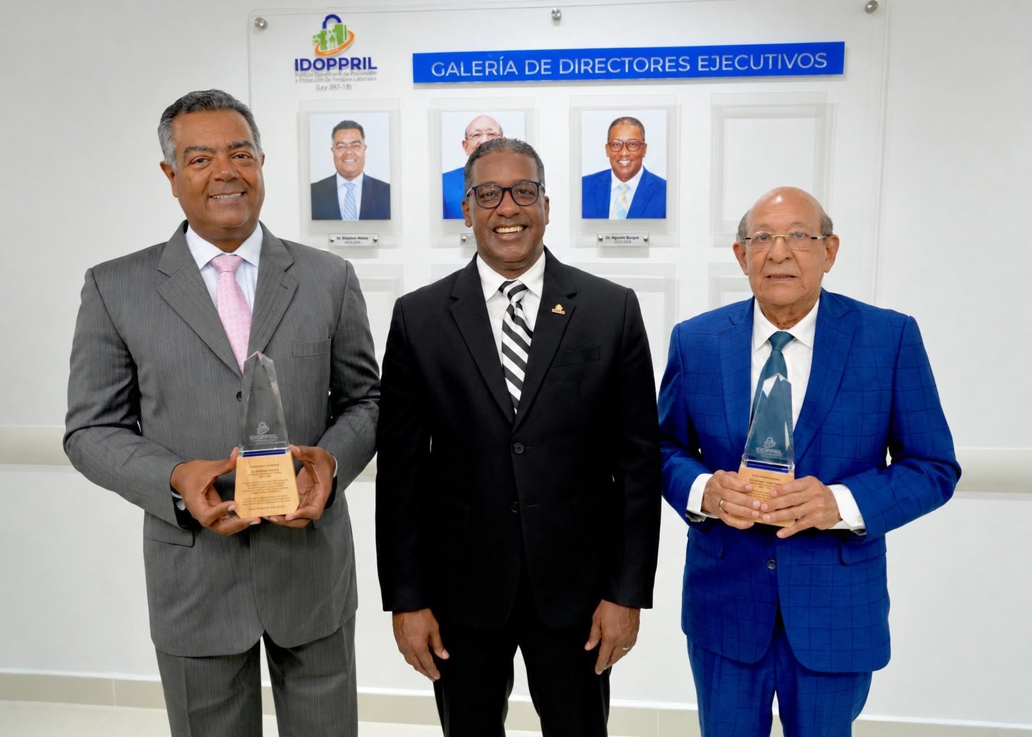 IDOPPRIL devela Mural de Directores como homenaje a la memoria y trayectoria institucional
