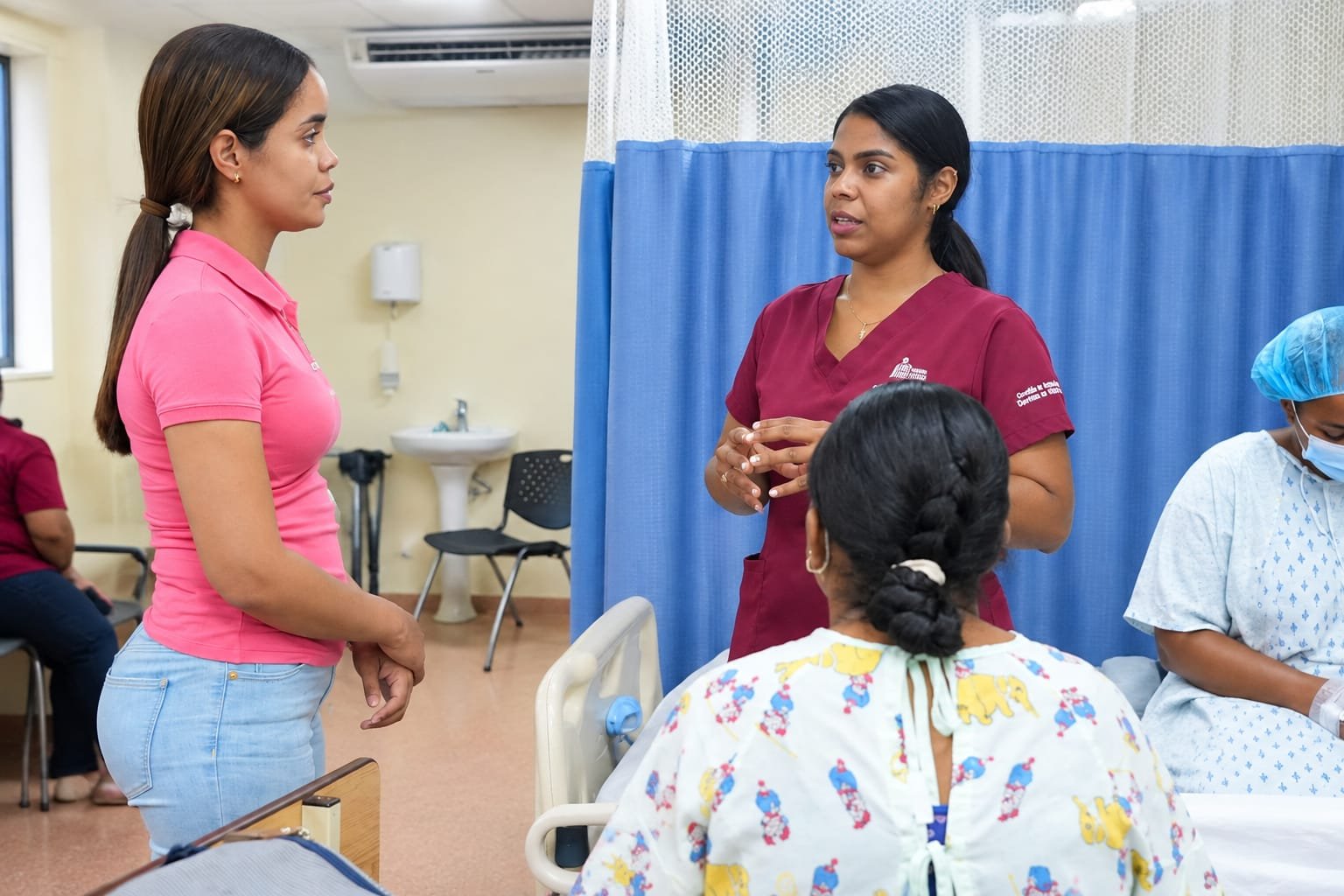 INABIE realiza cirugías visuales especializadas a nueve estudiantes más
