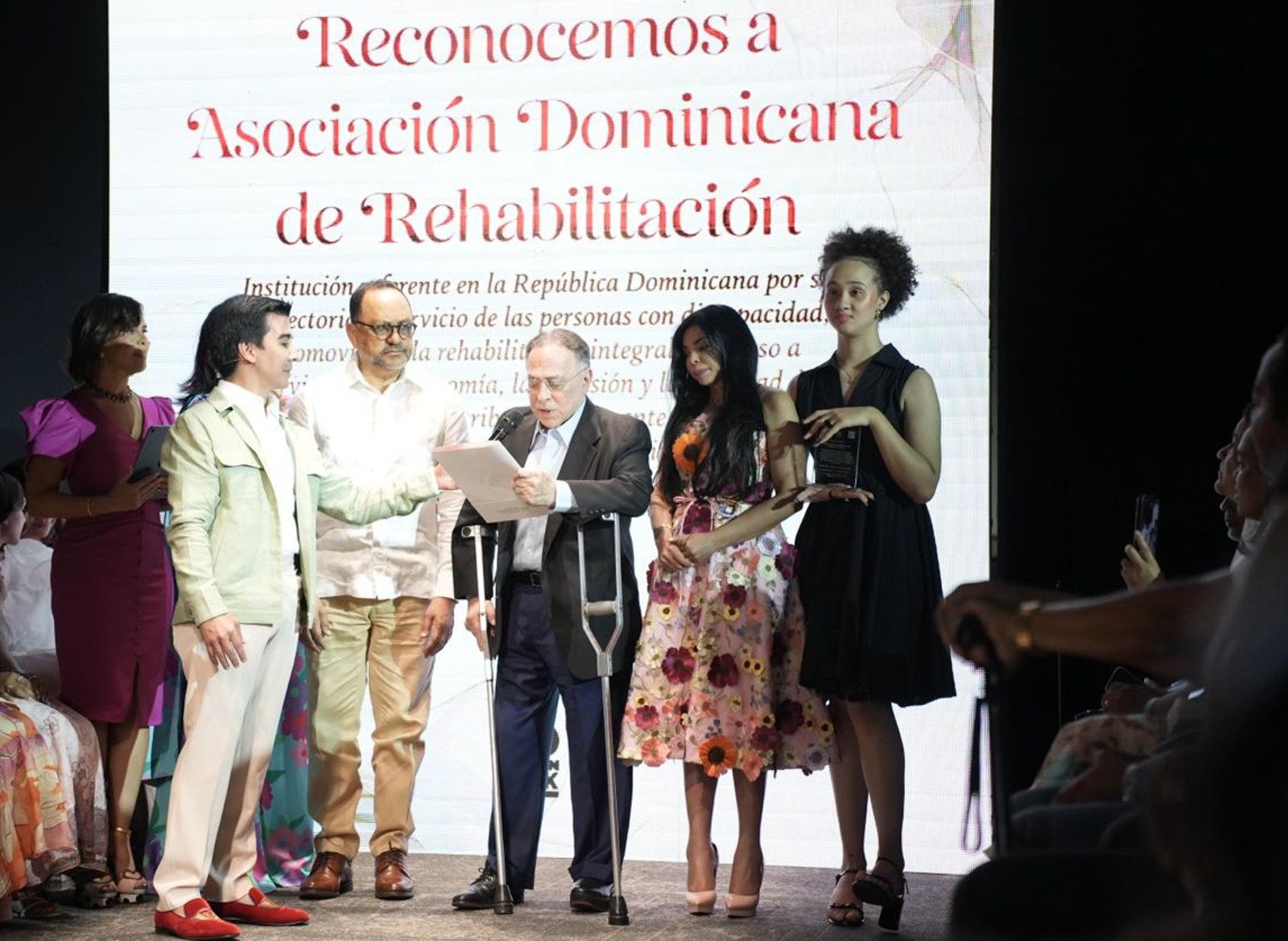 PGR y el Ministerio de Justicia encabezan el Desfile por la Inclusión "Florecer"
